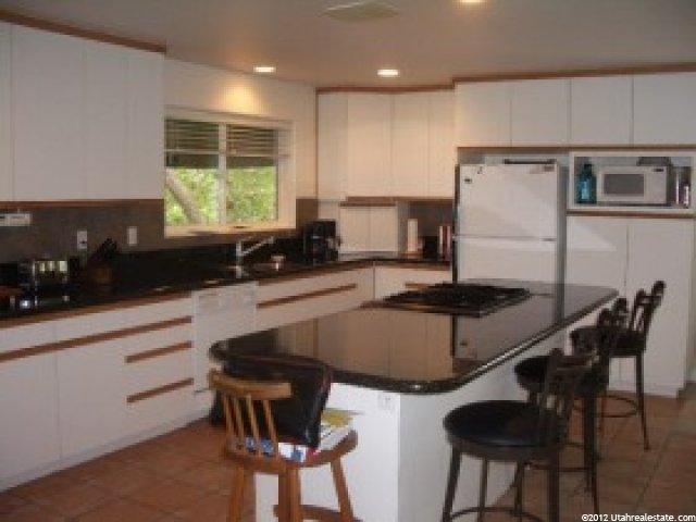 2540 E Murray Holladay Rd, Holladay, UT 84117 — photo 2
