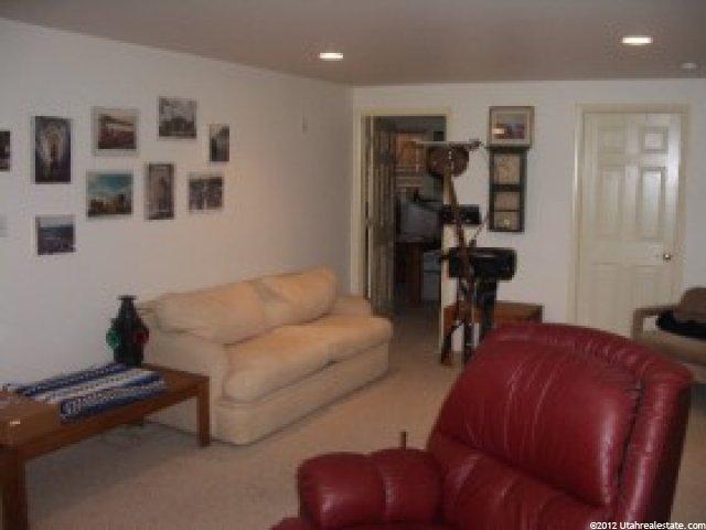 2540 E Murray Holladay Rd, Holladay, UT 84117 — photo 7
