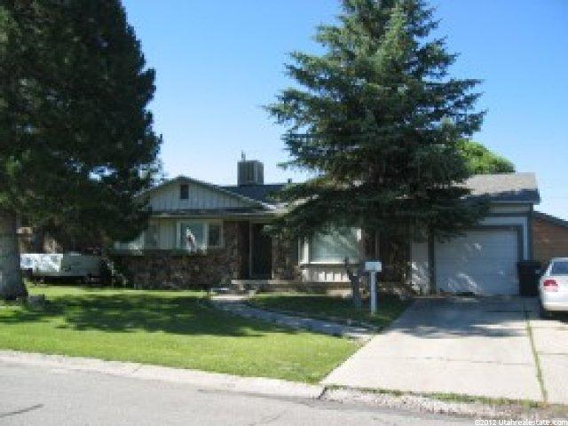900 E Serpentine Way, Sandy, UT 84094 — photo 2