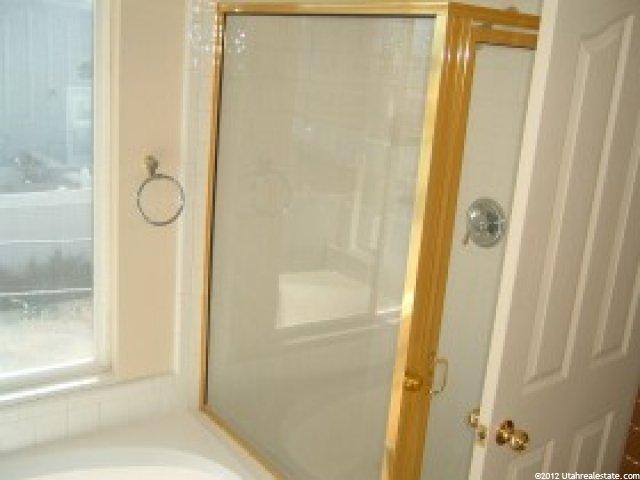 1196 N 1120 W, Clinton, UT 84015 — photo 2
