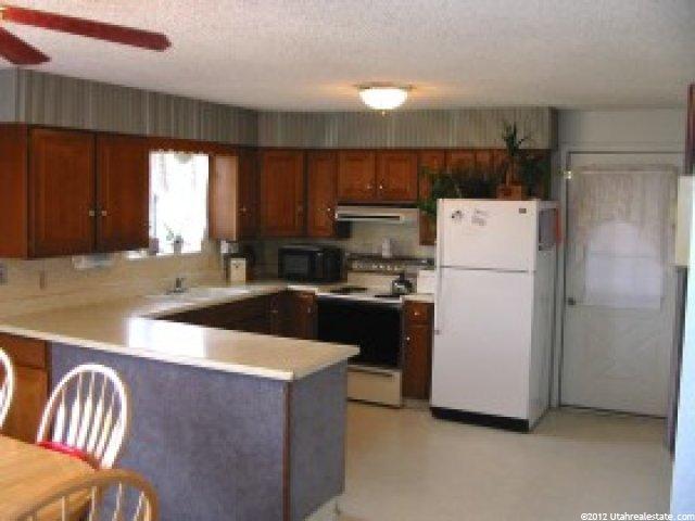 45 S 200 W, Mona, UT 84645 — photo 2