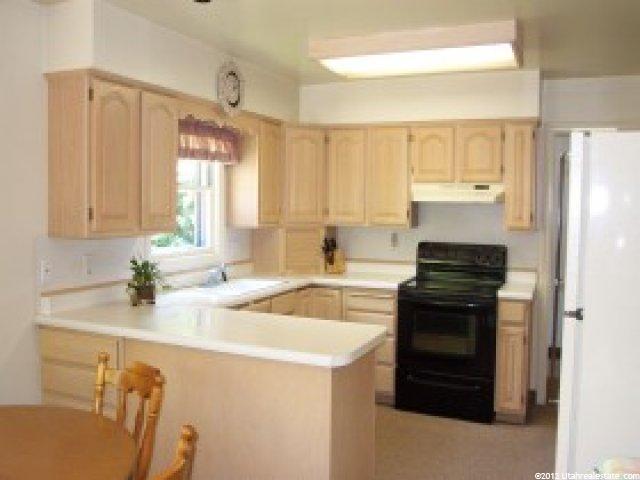 1467 32nd St, Ogden, UT 84403 — photo 2