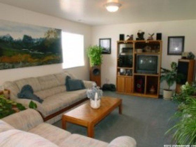 4247 W 5475 S, Roy, UT 84067 — photo 4