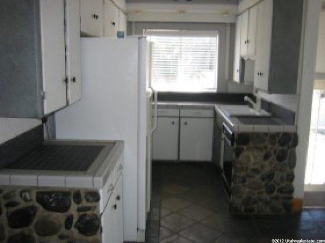 105 S 400 E, Copperton, UT 84006 — photo 3
