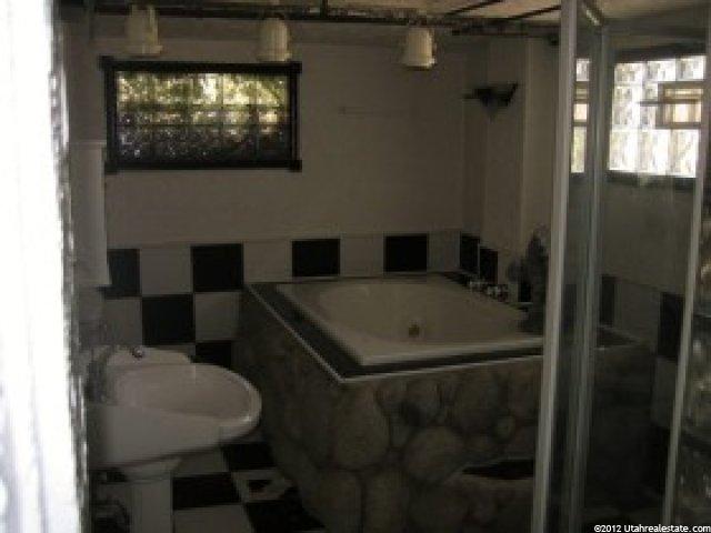 105 S 400 E, Copperton, UT 84006 — photo 8