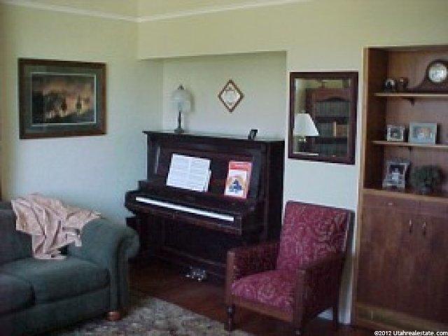 319 E 100 N, Wellsville, UT 84339 — photo 5