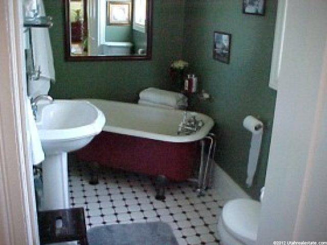 319 E 100 N, Wellsville, UT 84339 — photo 6