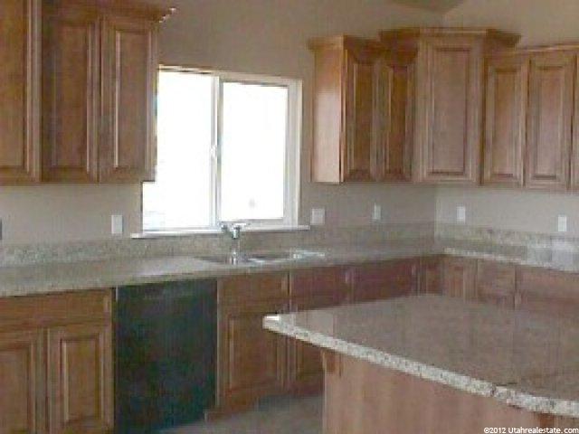 2088 S 450 E, Kaysville, UT 84037 — photo 3