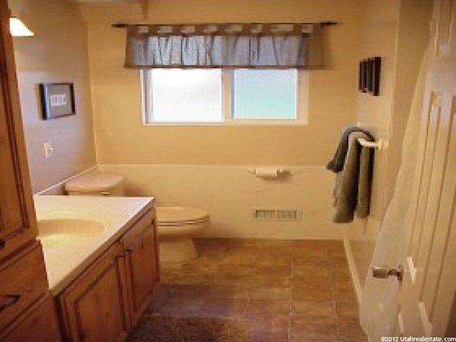 254 E 1950 S, Bountiful, UT 84010 — photo 4