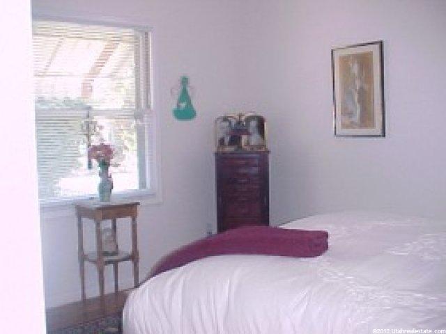 968 S Orchard Ave E, Ogden, UT 84404 — photo 2