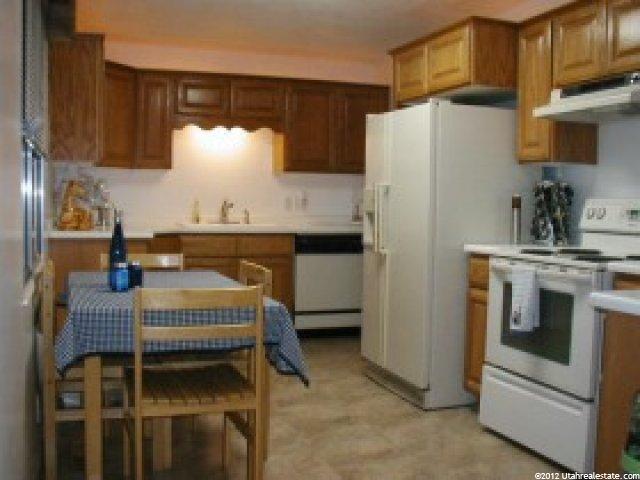 840 N 200 W, Sunset, UT 84015 — photo 3