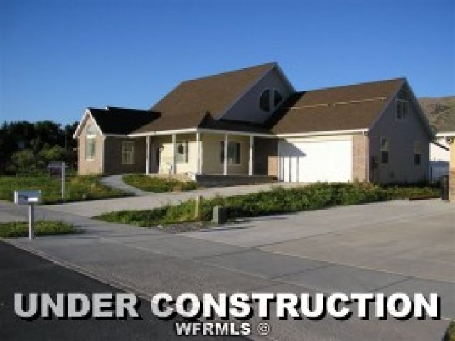 498 S 750 E, River Heights, UT 84321 — photo 2