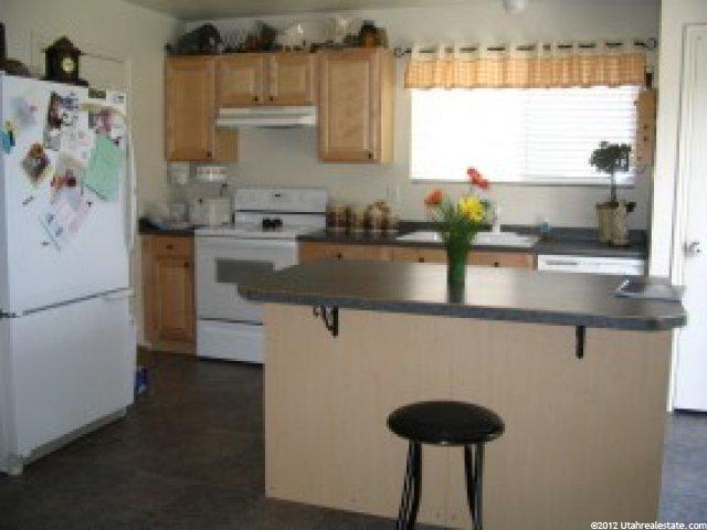24 E 850 S, Layton, UT 84041 — photo 3