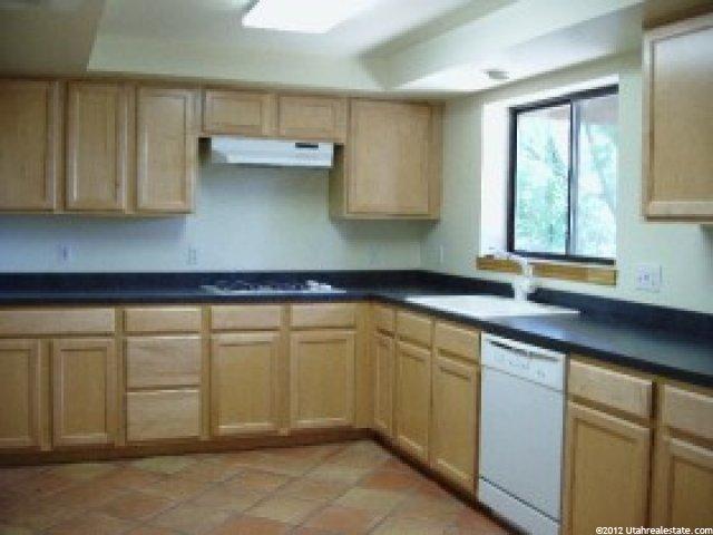 2092 E 11270 S, Sandy, UT 84092 — photo 3