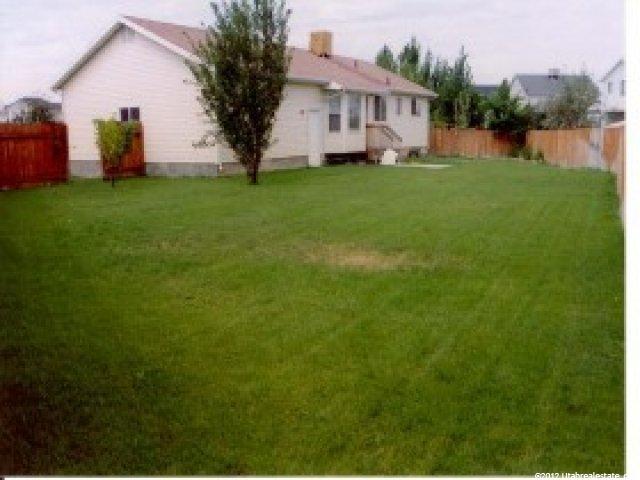 212 W 2000 S, Clearfield, UT 84015 — photo 8
