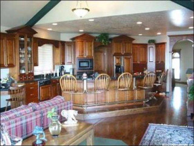 1668 Ridge Point Dr, Bountiful, UT 84010 — photo 5