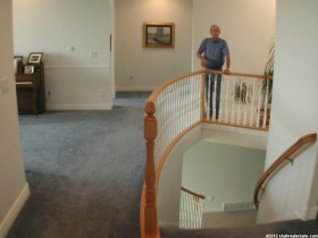 2119 Park Hills Dr, Centerville, UT 84014 — photo 2