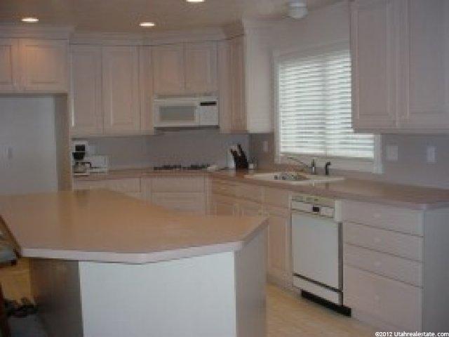 4781 Canterbury Rd, Ogden, UT 84403 — photo 4
