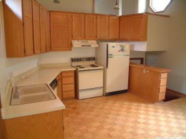 452 Pepperidge Dr, Midvale, UT 84047 — photo 4