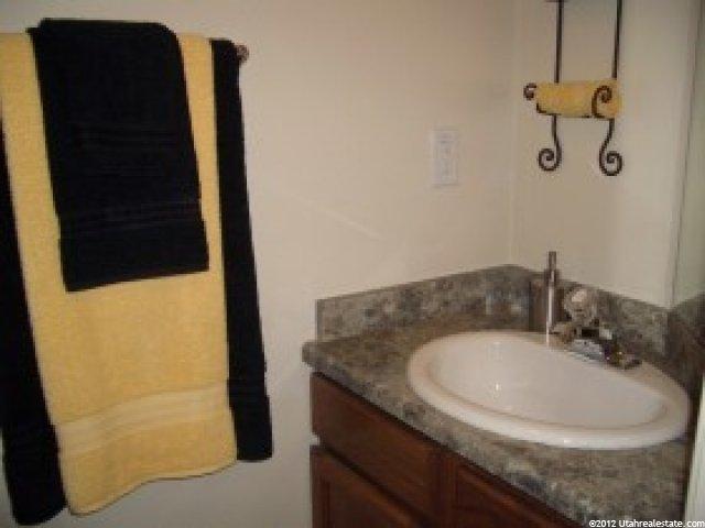 682 Orchard Dr #3, Bountiful, UT 84010 — photo 4