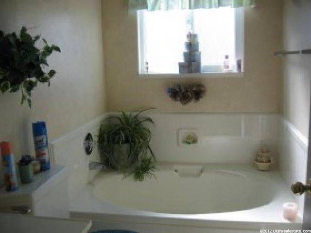 609 W 2600 S, Perry, UT 84302 — photo 8