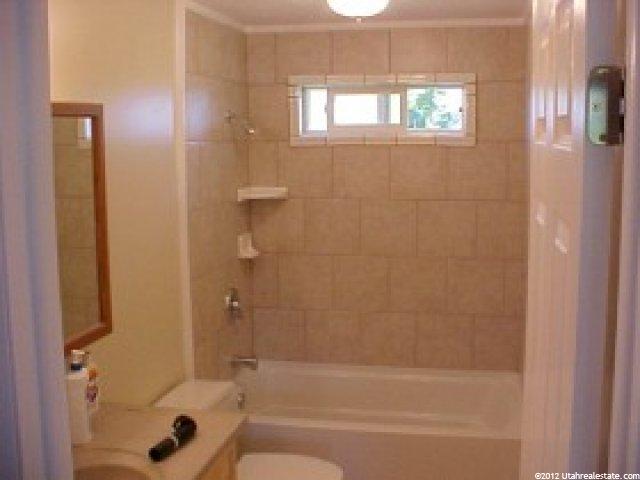 1355 Franklin Cir, Harrisville, UT 84404 — photo 3