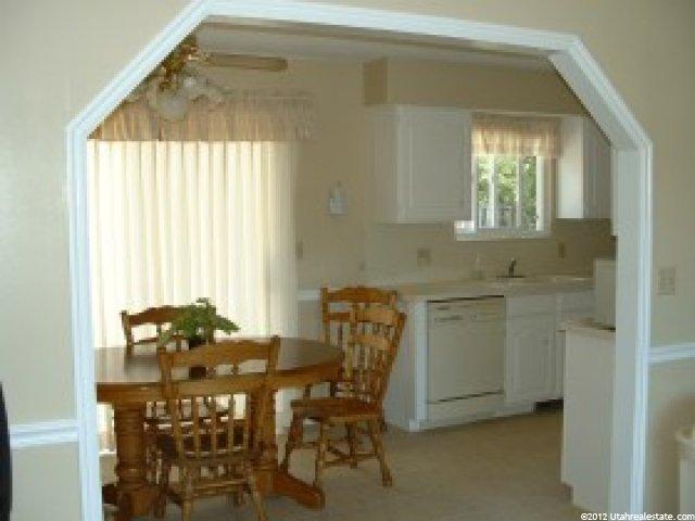 1008 Ash Dr, Layton, UT 84040 — photo 4