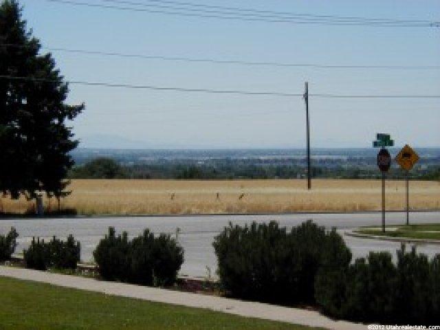 958 E 2600 N, North Ogden, UT 84414 — photo 4
