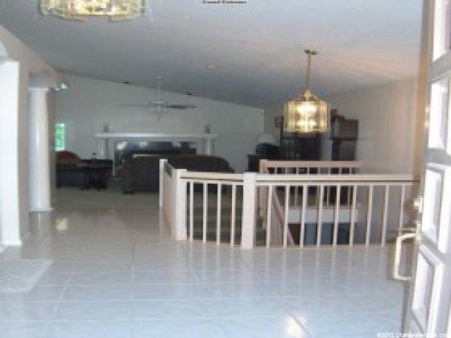 5233 Ridgedale Dr, Ogden, UT 84403 — photo 2
