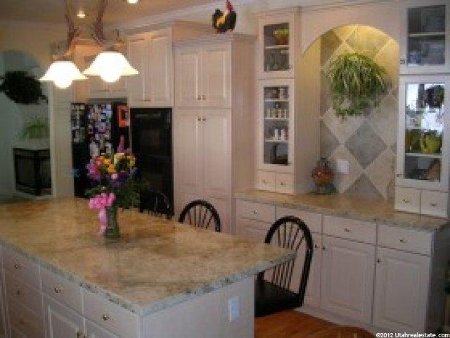 245 S 1400 E, Logan, UT 84321 — photo 4