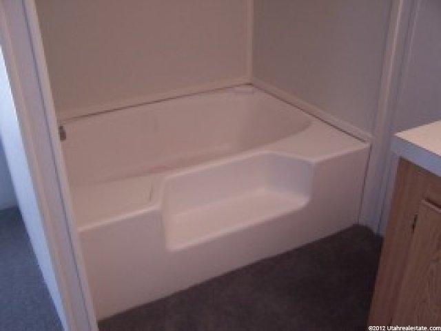 75 W 250 N #99, Clearfield, UT 84015 — photo 4
