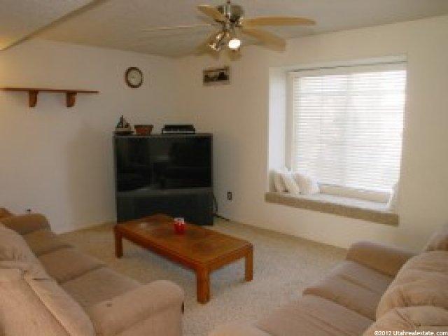 5156 S 3925 W, Roy, UT 84067 — photo 4