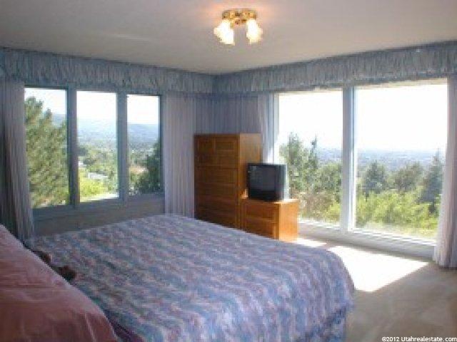 949 N Northridge Dr E, Bountiful, UT 84010 — photo 5