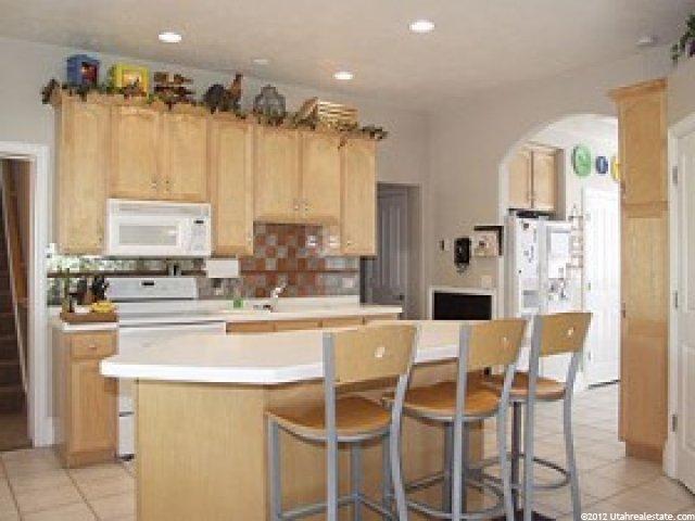 686 E Vine St, Murray, UT 84107 — photo 4