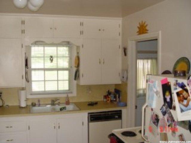 2630 Tyler Ave, Ogden, UT 84401 — photo 7