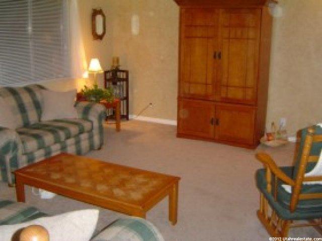 10376 Leilani Dr, Sandy, UT 84070 — photo 2