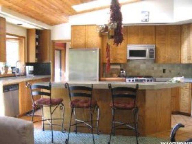 969 Melbourne Ct, Farmington, UT 84025 — photo 2