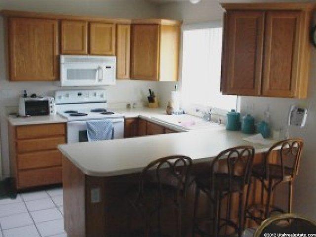 3217 Bryson Cir, Riverton, UT 84065 — photo 2
