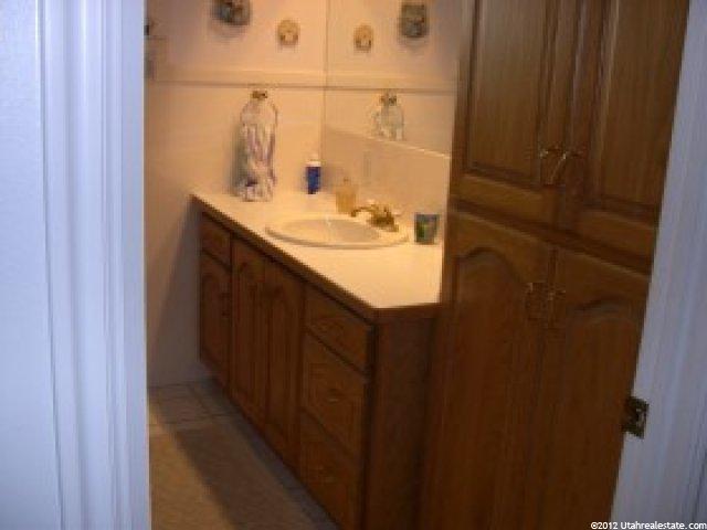 768 S 500 W, Vernal, UT 84078 — photo 2