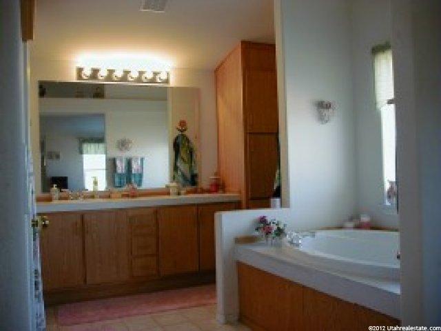 534 S 2500 E, Ballard, UT 84066 — photo 4