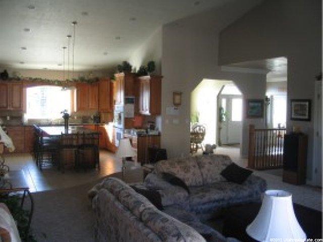 1673 Harvey Rd, Fruit Heights, UT 84037 — photo 2