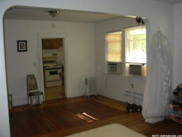 586 E 28th St, Ogden, UT 84403 — photo 3