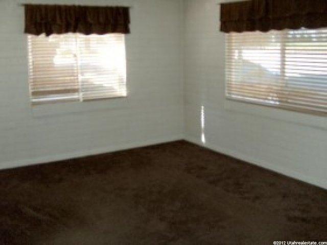41 Airlane Dr, Clearfield, UT 84015 — photo 2