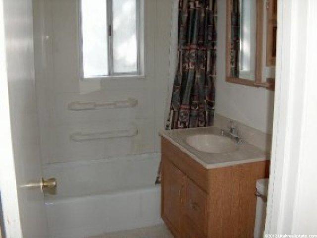 41 Airlane Dr, Clearfield, UT 84015 — photo 7