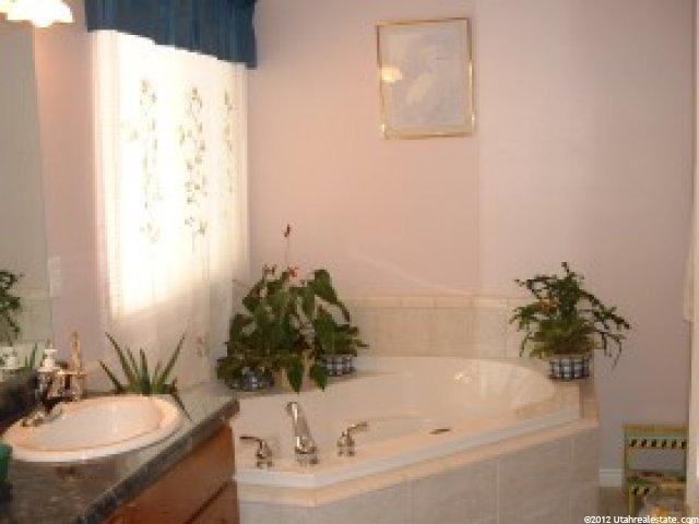 2362 N 10 W, Layton, UT 84041 — photo 5