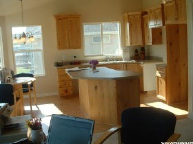 2051 S Craig Ln W, Syracuse, UT 84075 — photo 2