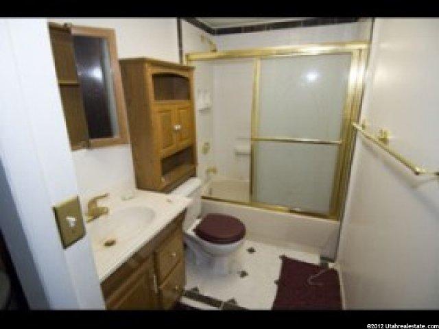 480 W 2500 S, Clearfield, UT 84015 — photo 6