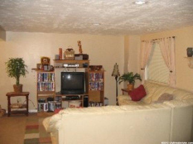 866 S 200 E, Farmington, UT 84025 — photo 3
