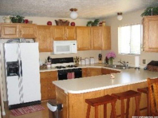 866 S 200 E, Farmington, UT 84025 — photo 4