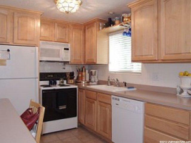 331 Sandy Cir, Sandy, UT 84070 — photo 3
